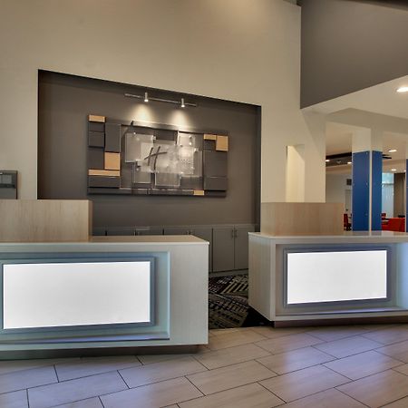 Holiday Inn Express Georgetown By Ihg Exterior foto