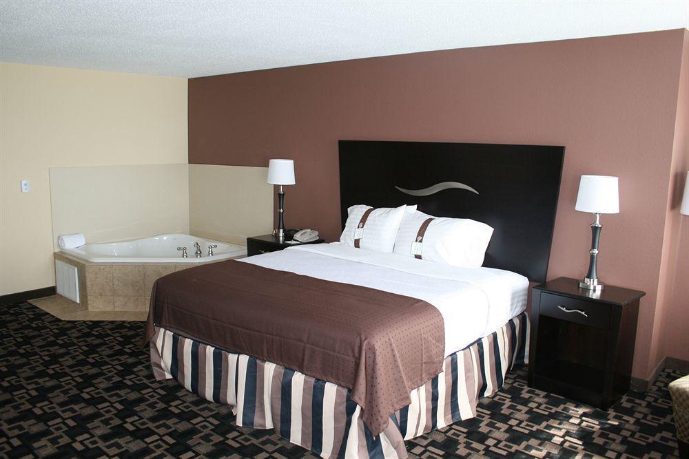 Holiday Inn Express Georgetown By Ihg Exterior foto
