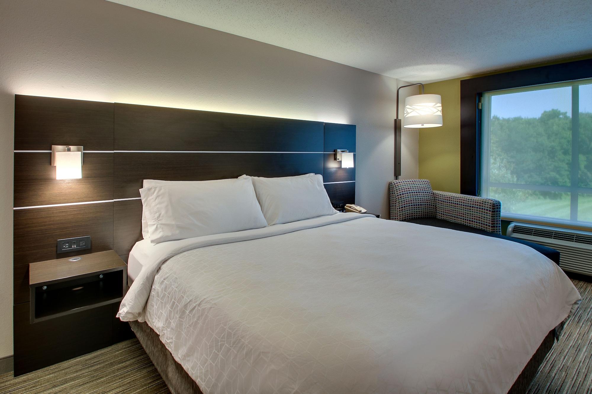 Holiday Inn Express Georgetown By Ihg Exterior foto