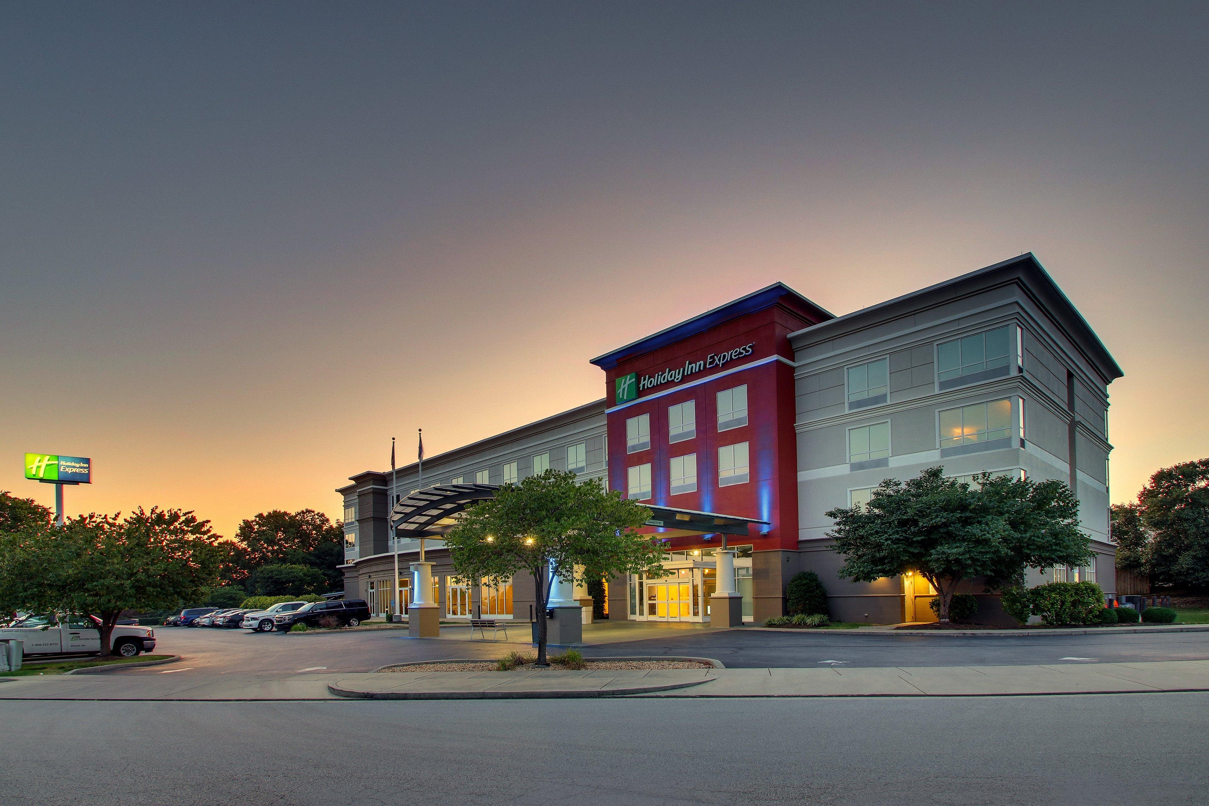 Holiday Inn Express Georgetown By Ihg Exterior foto