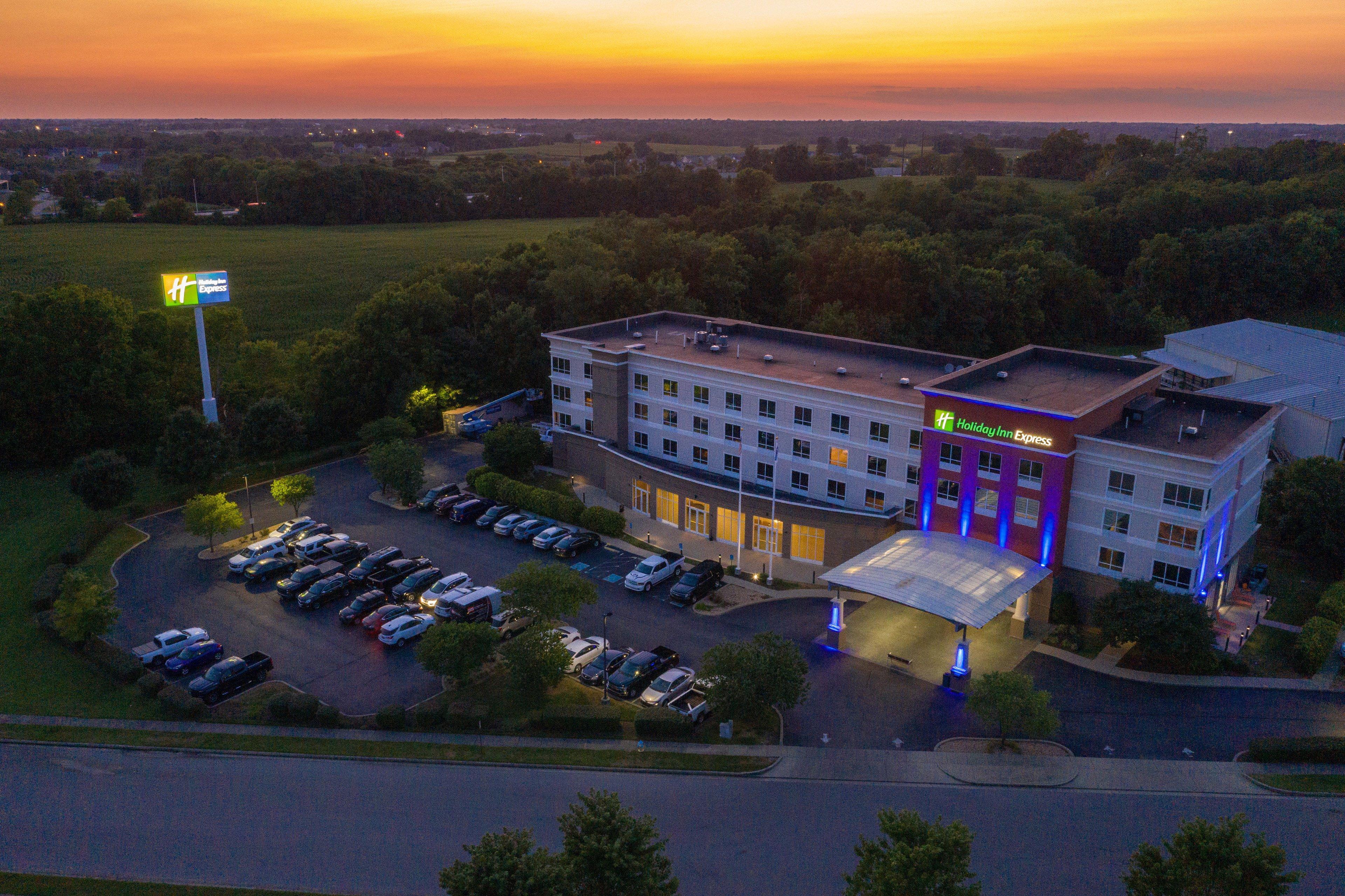 Holiday Inn Express Georgetown By Ihg Exterior foto