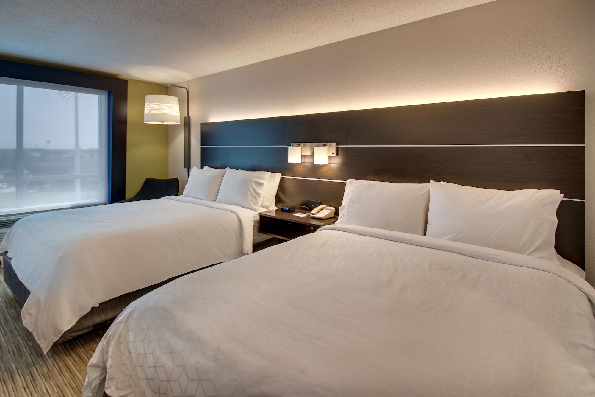 Holiday Inn Express Georgetown By Ihg Exterior foto