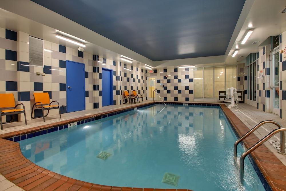 Holiday Inn Express Georgetown By Ihg Exterior foto