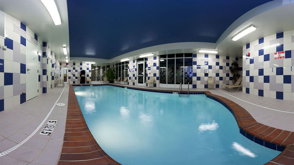 Holiday Inn Express Georgetown By Ihg Exterior foto