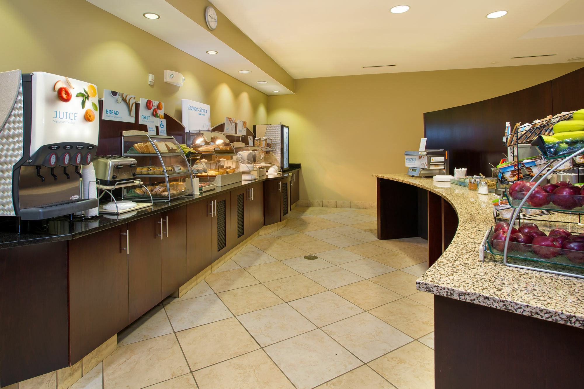 Holiday Inn Express Georgetown By Ihg Exterior foto