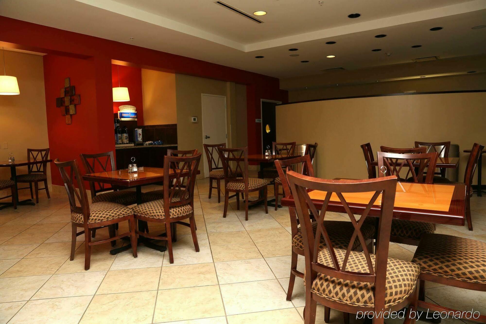 Holiday Inn Express Georgetown By Ihg Exterior foto